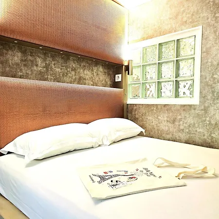 Invalides Tour Eiffel - Charming Flat Center *